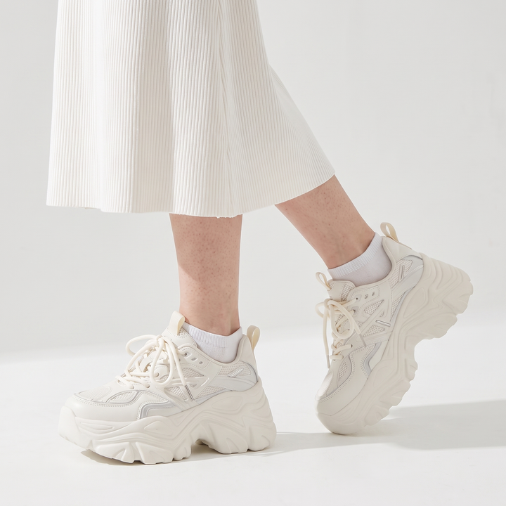 Sunoire bernice black shoes 03 three quarter white