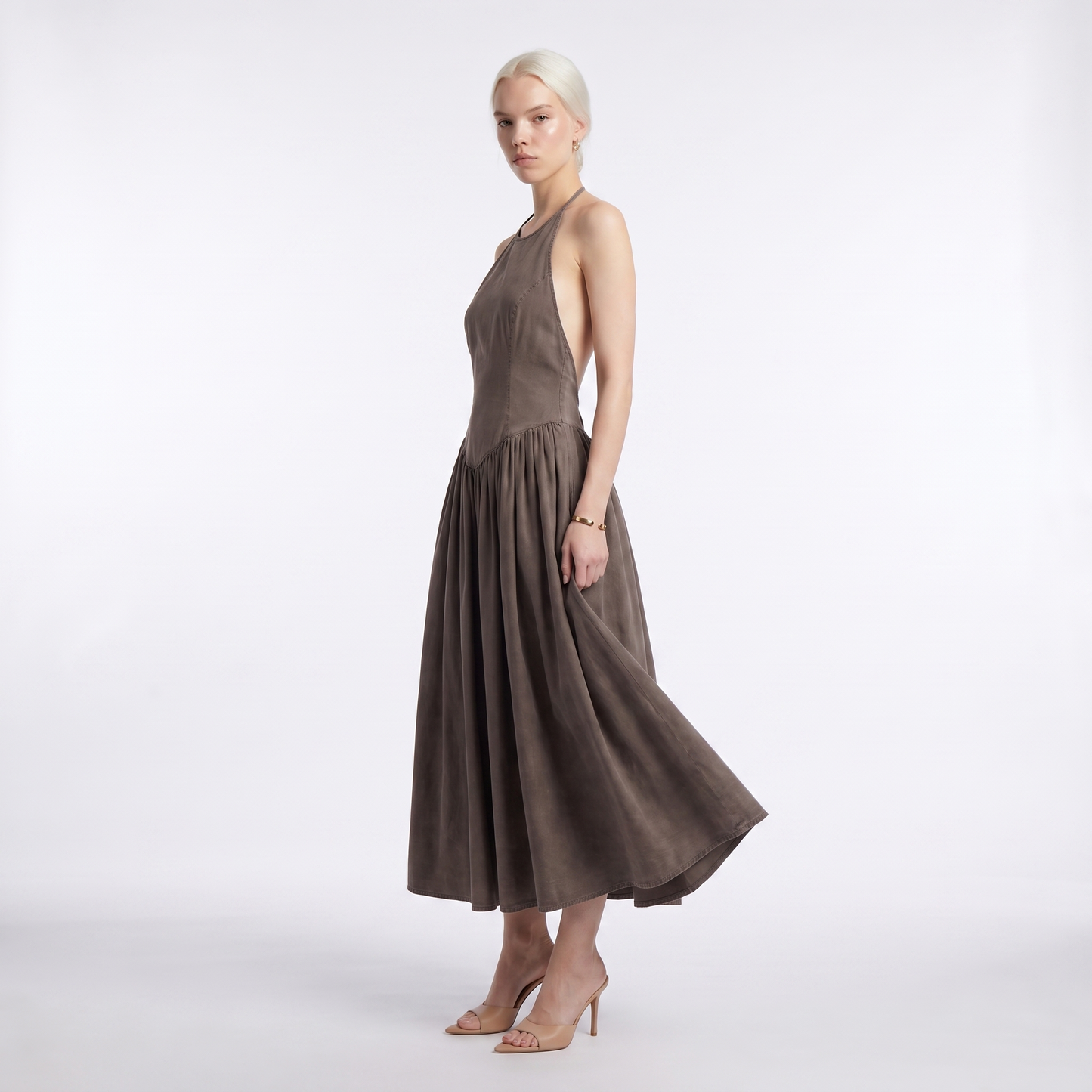 Sunoire fashionable elegant halter solid color sleeveless casual midi dresses women three quarter 01