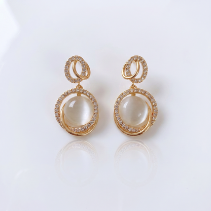 Sunoire new wholesale 925 silver needle alloy stereo geometry cat eye female stud temperament fashion earrings 01 flatlay gold