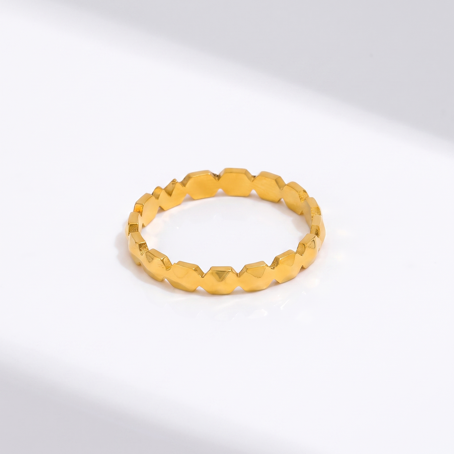 Sunoire joolim jewelry wholesale 18k gold plated tangent plane stainless steel rings for women rings 01 flatlay gold