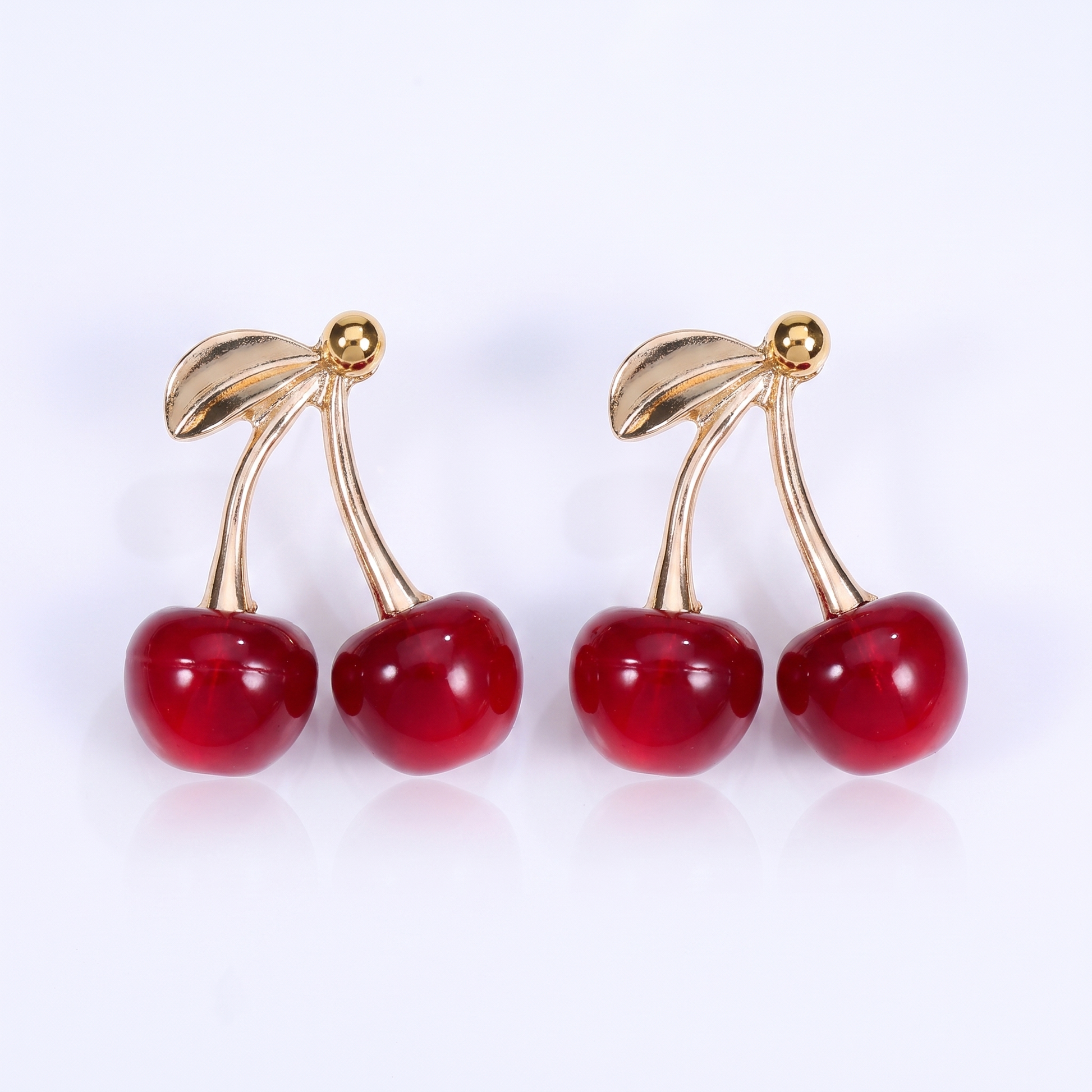 Sunoire hot selling red cherry fashion stud earrings wedding party premium gifts cute fruit cherry drop earrings charm jewelry for women 01 flatlay red
