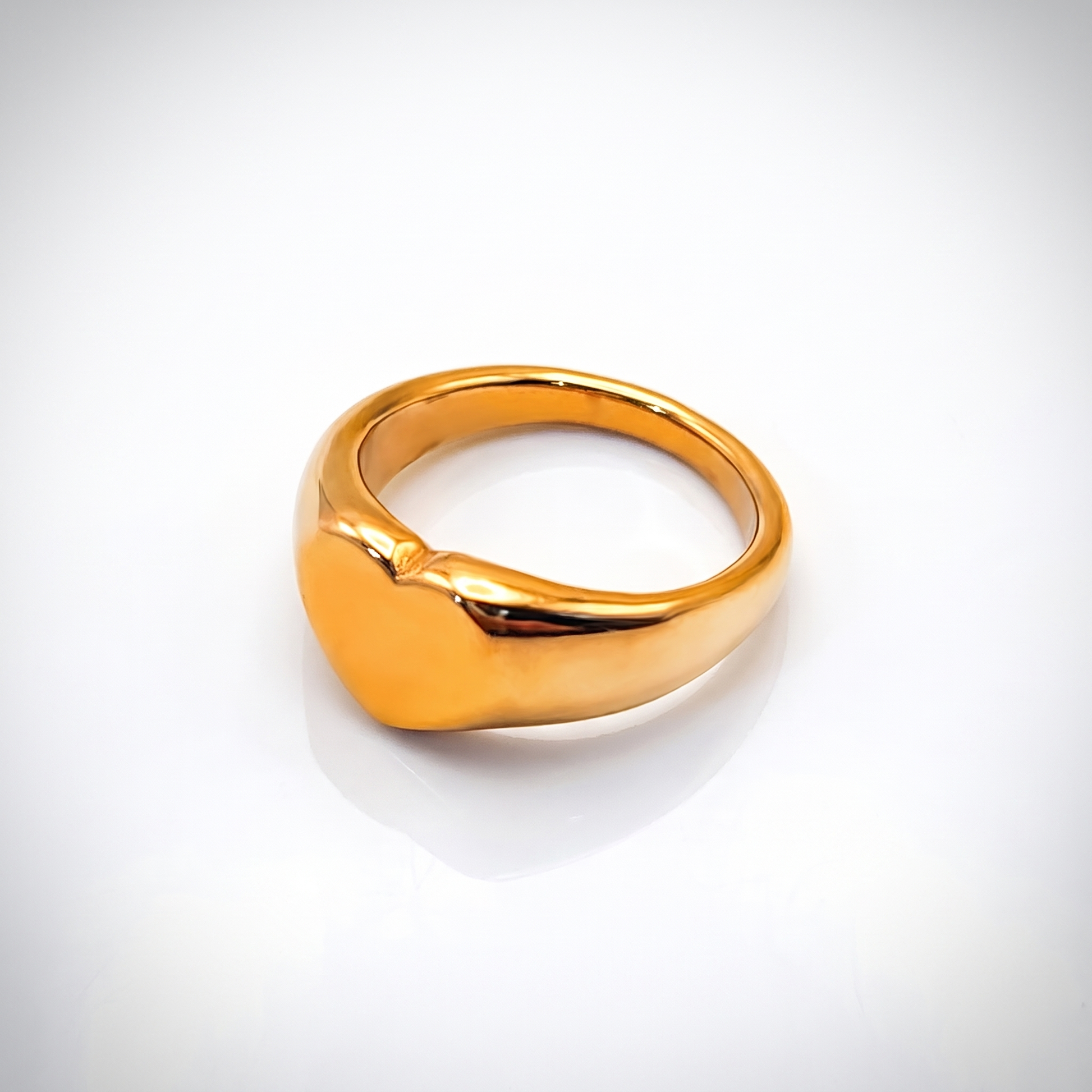 Sunoire emanco couple heart ring stainless steel punk style geometric personalized ring gift women valentine s day dropshipping 01 flatlay tr18940 gold color