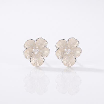 Sunoire minimalist floral earrings with 3d flower design for ladies trendy sweet cool style individual jewelry look item 01 flatlay white