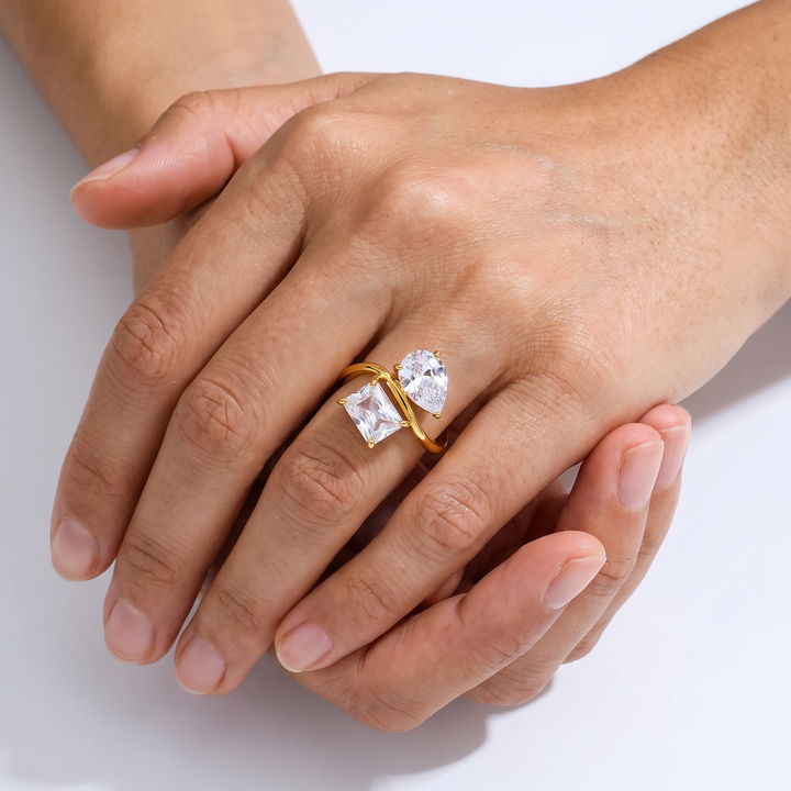 Sunoire trendy fashion ring with water drop rectangle zircon 18k gold plated high end stainless steel for gift 02 model wearing gold