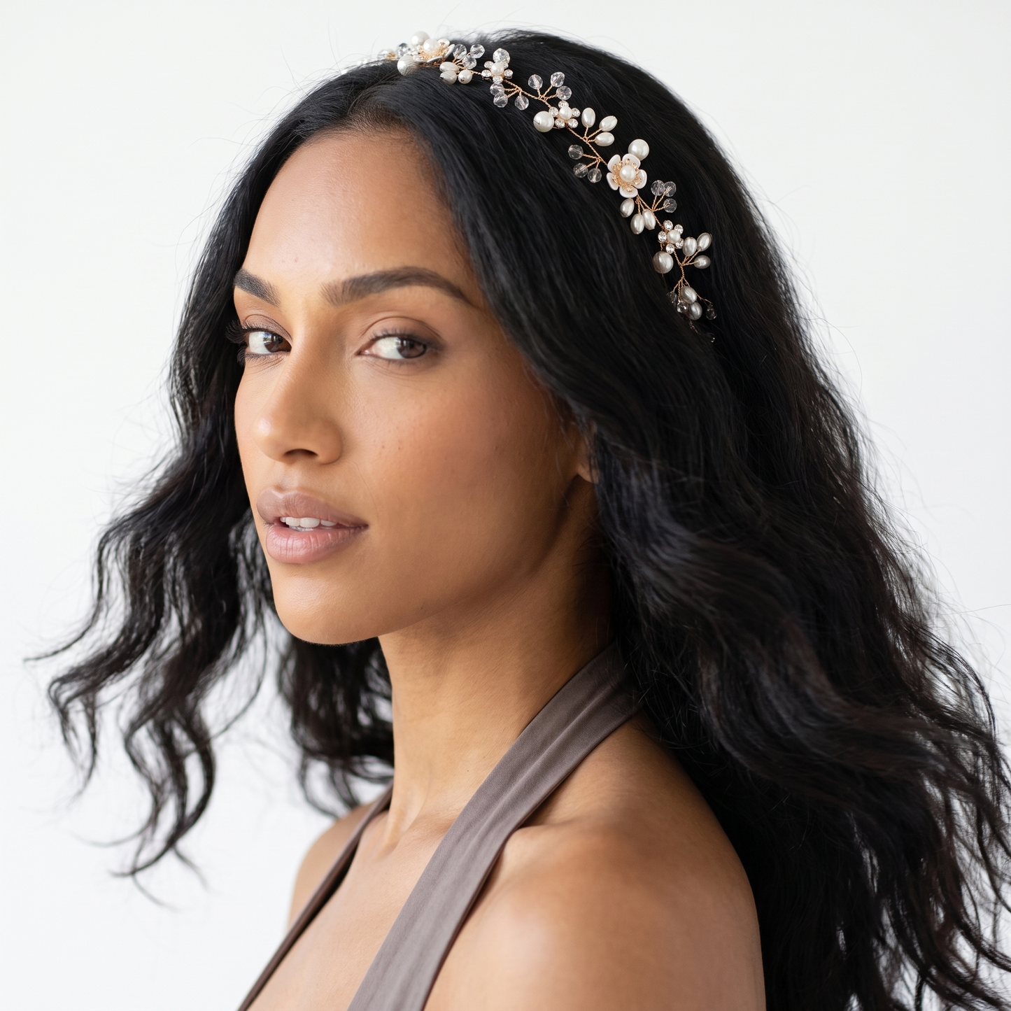 Sunoire bridal accessories wedding headwear crystal pearl headband hair accessories beautiful flowers handmade beaded pan headband 02 model wearing white