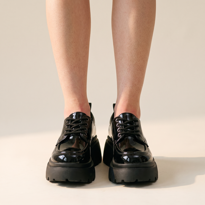 Sunoire serena black loafers 02 worn hero black