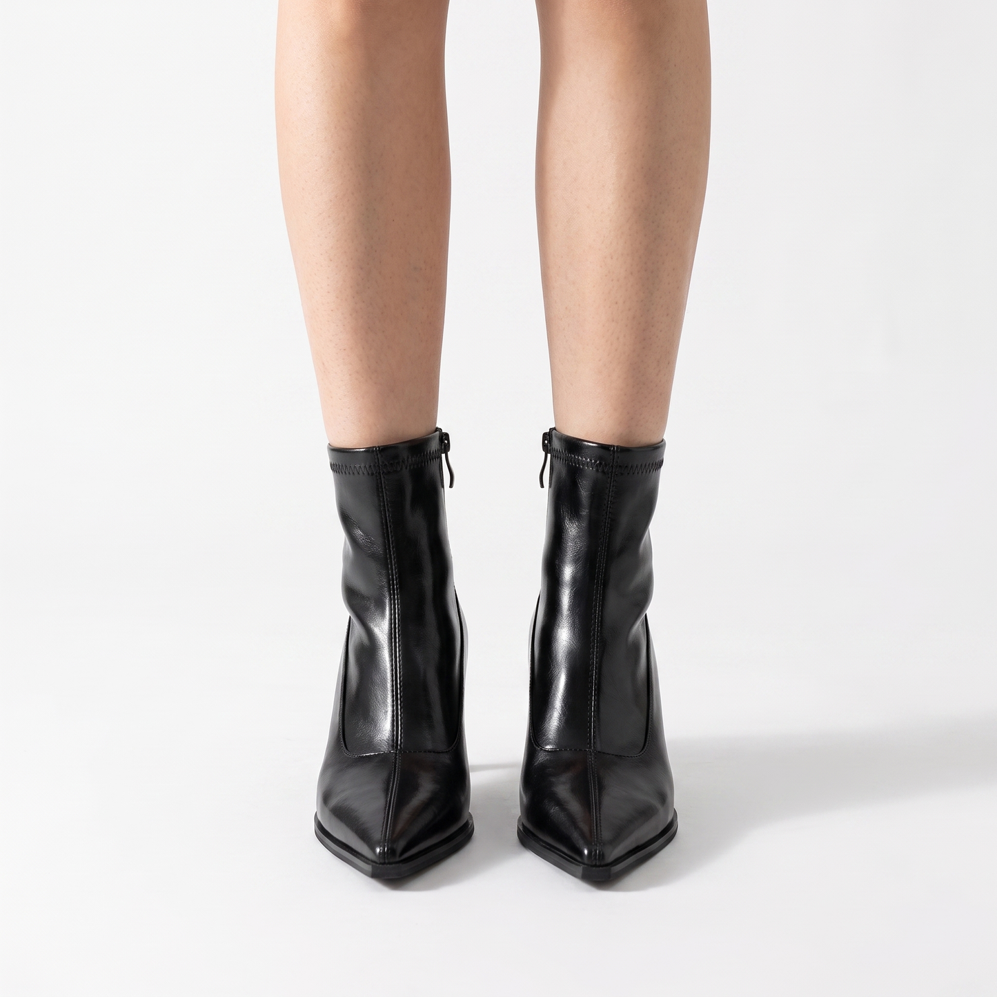 Sunoire 2025 nieuwe vrouwen enkellaarsjes sexy puntschoe a07ac246 02 worn hero black