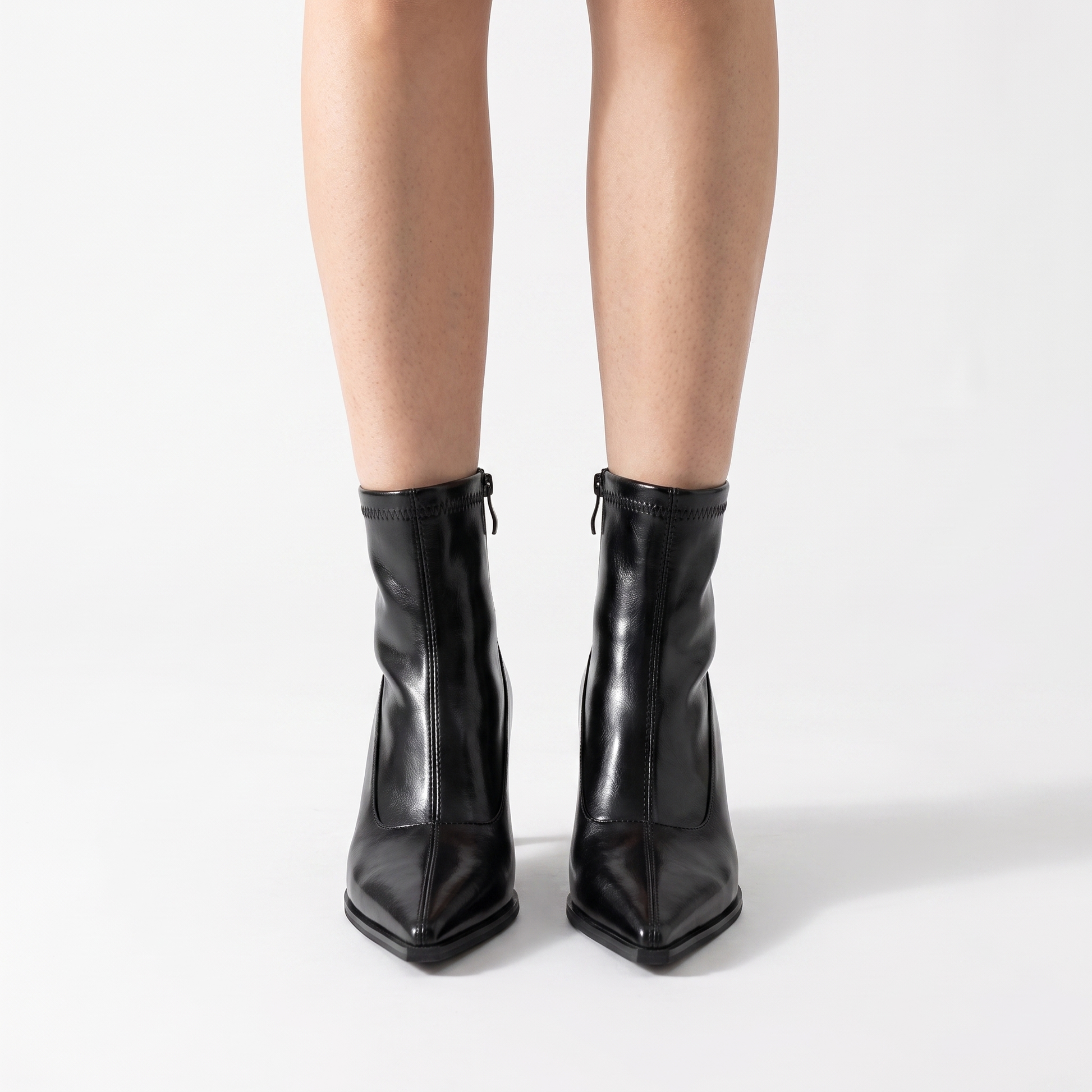 Sunoire 2025 nieuwe vrouwen enkellaarsjes sexy puntschoe a07ac246 02 worn hero black