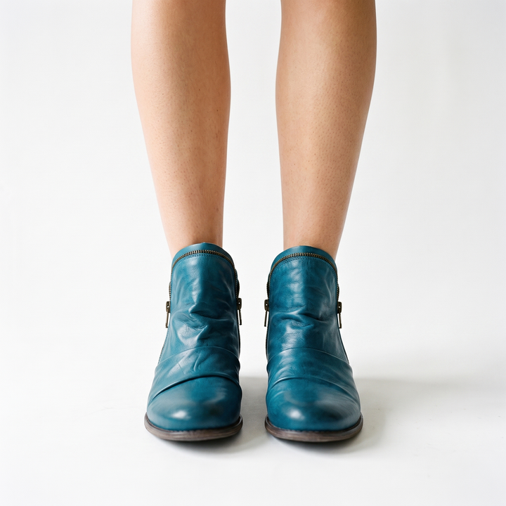 Sunoire navajo 02 worn hero blue