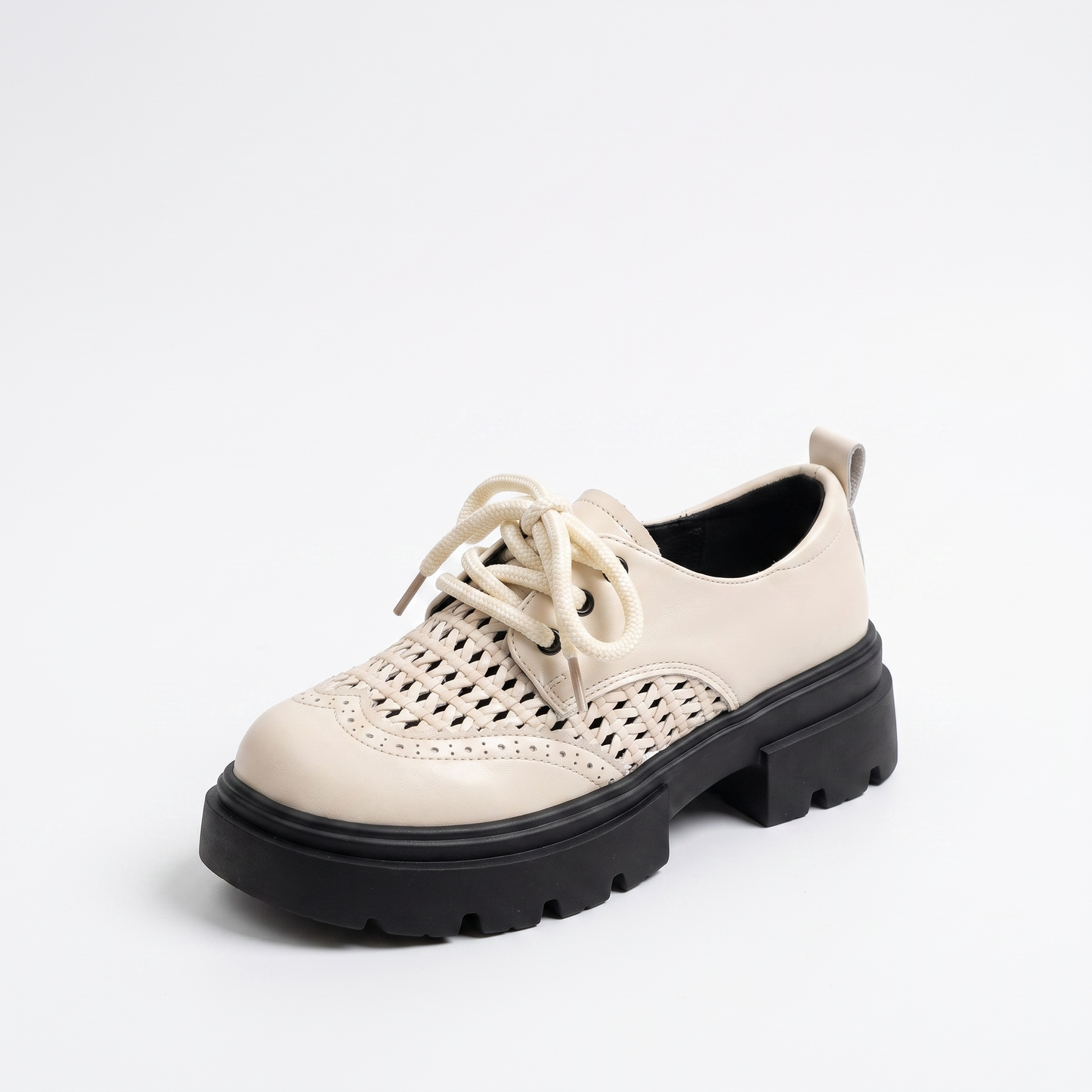 Sunoire caprice black lace up shoes 03 colorway beige
