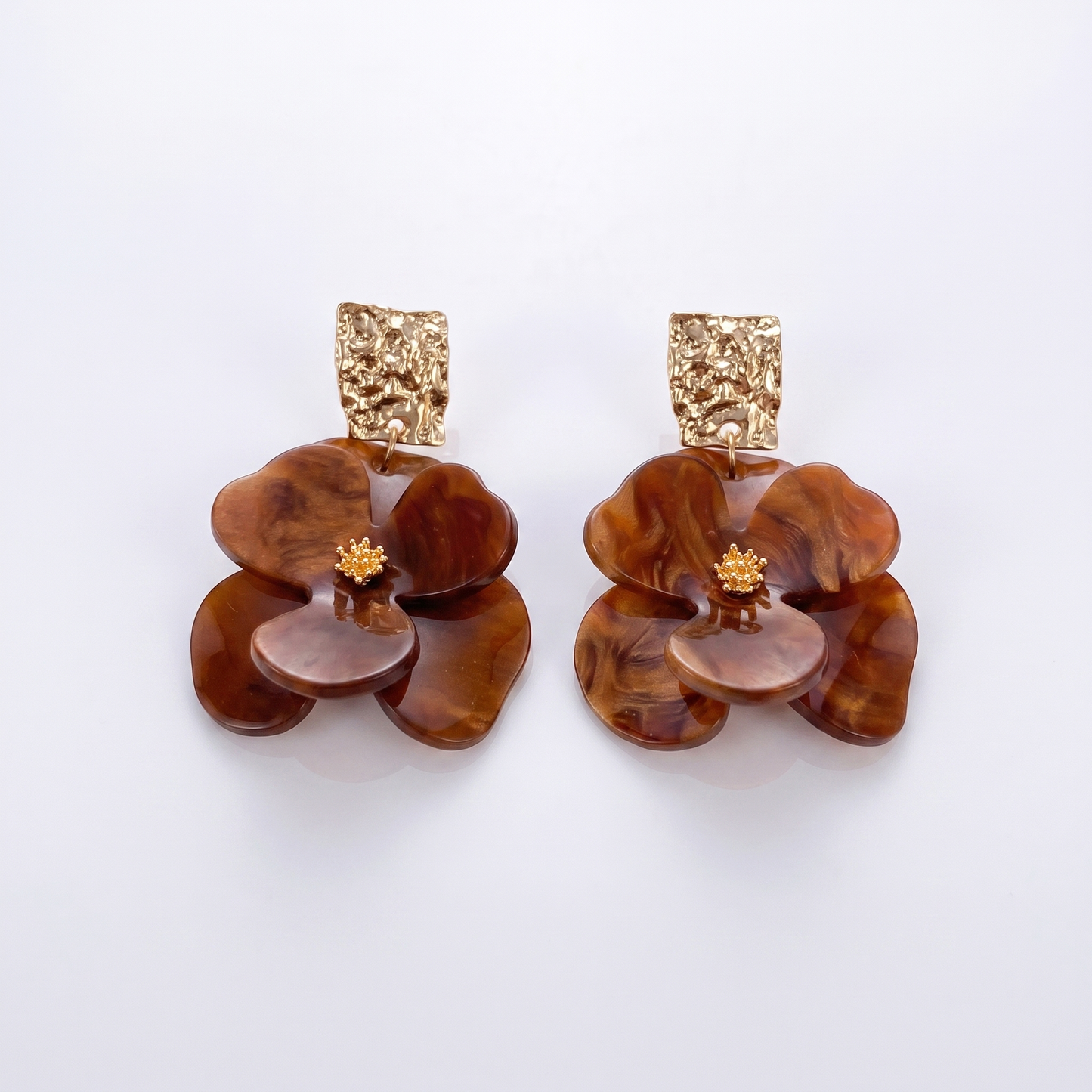 Sunoire stylish fashion jewelry earrings silver needle acrylic flowers earrings for women fine stud earrings 03 flatlay amber