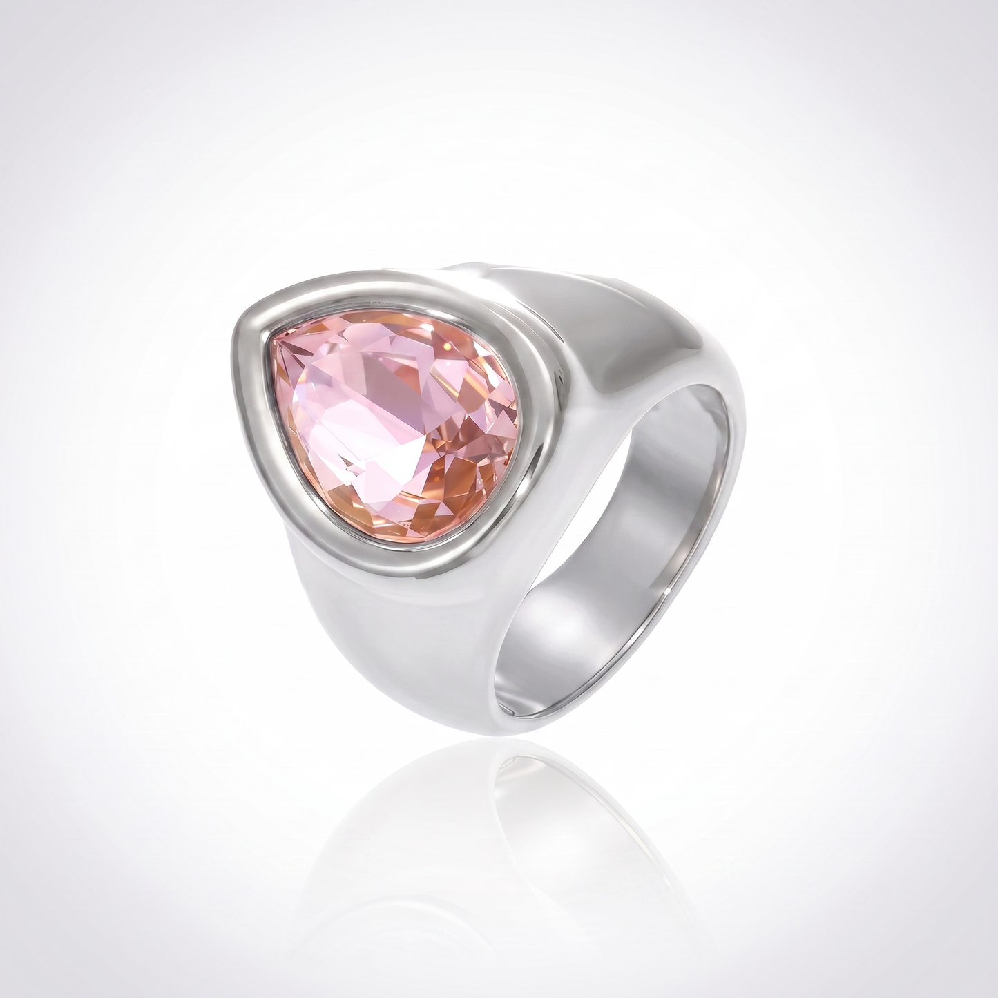 Sunoire wholesale luxury 18k gold stainless steel fashion rings for women water drop shaped czech diamond zircon jewelry 03 flatlay silverpink