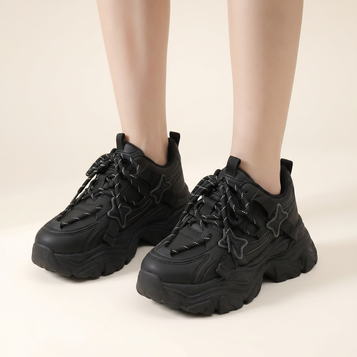 Sunoire chessa black sneakers 04 worn detail black