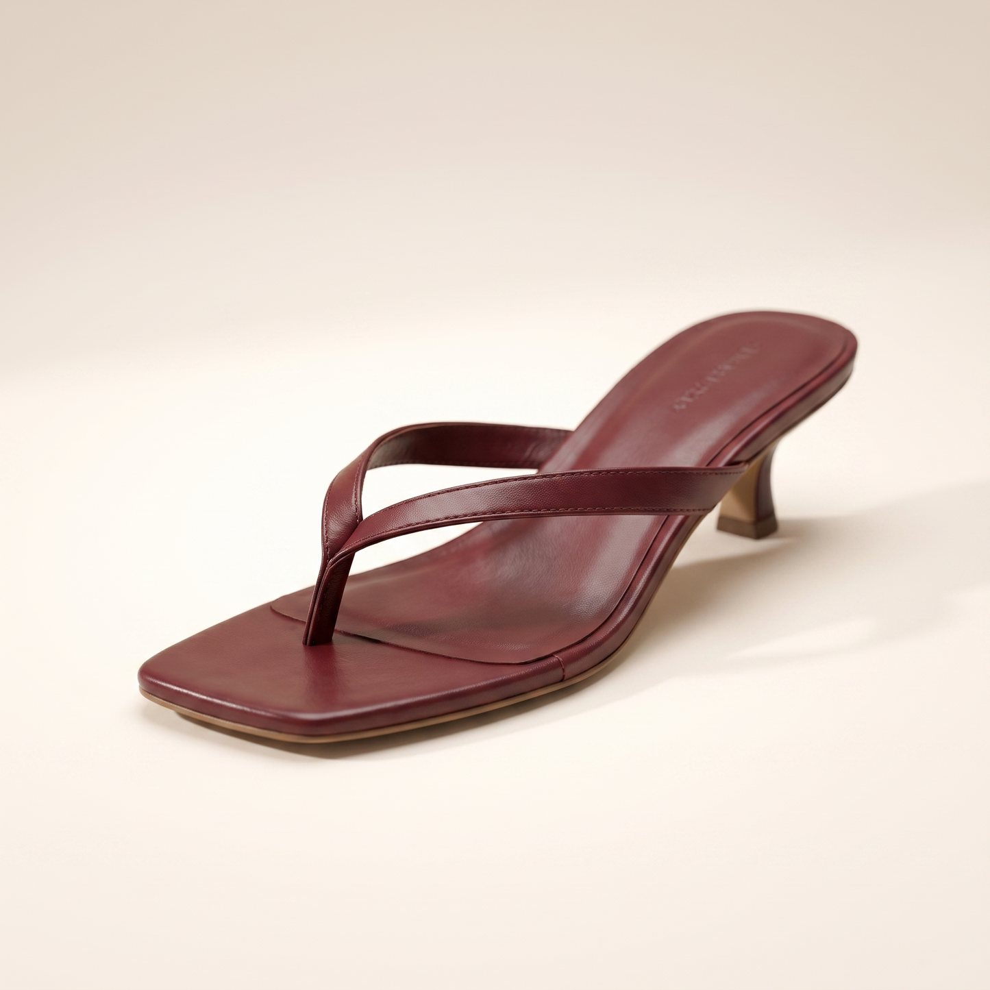 Sunoire jessica kitten heel sandaletten 06 colorway burgundy