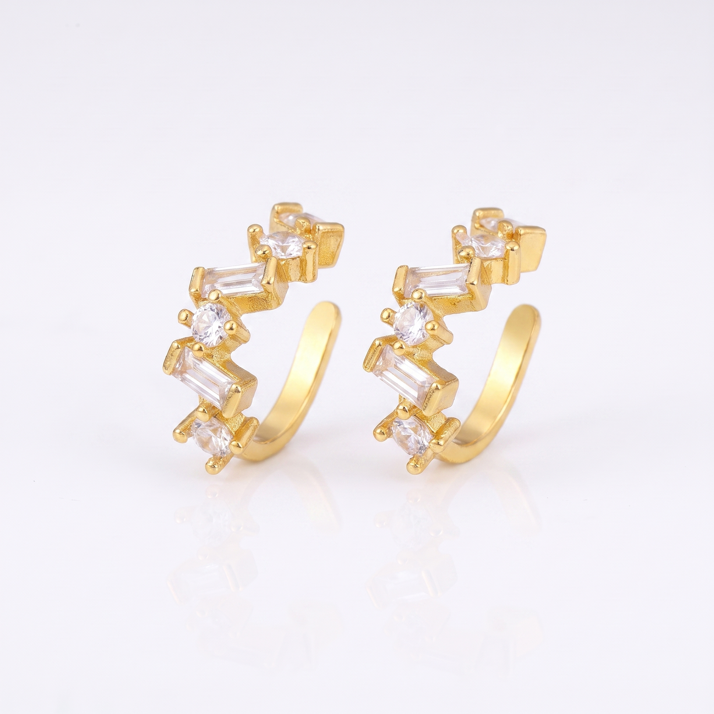Sunoire qiku popular ear clip earrings no piercing cartilage 5 colors crystal women elegant aesthetic cubic zirconia copper jewelry gift 06 flatlay white