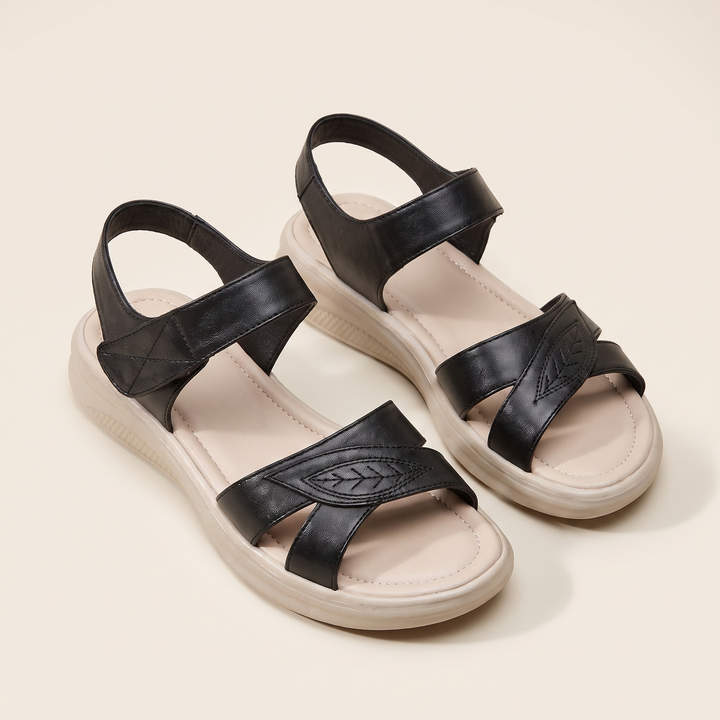 Sunoire aroven black sandals 07 pair flatlay black