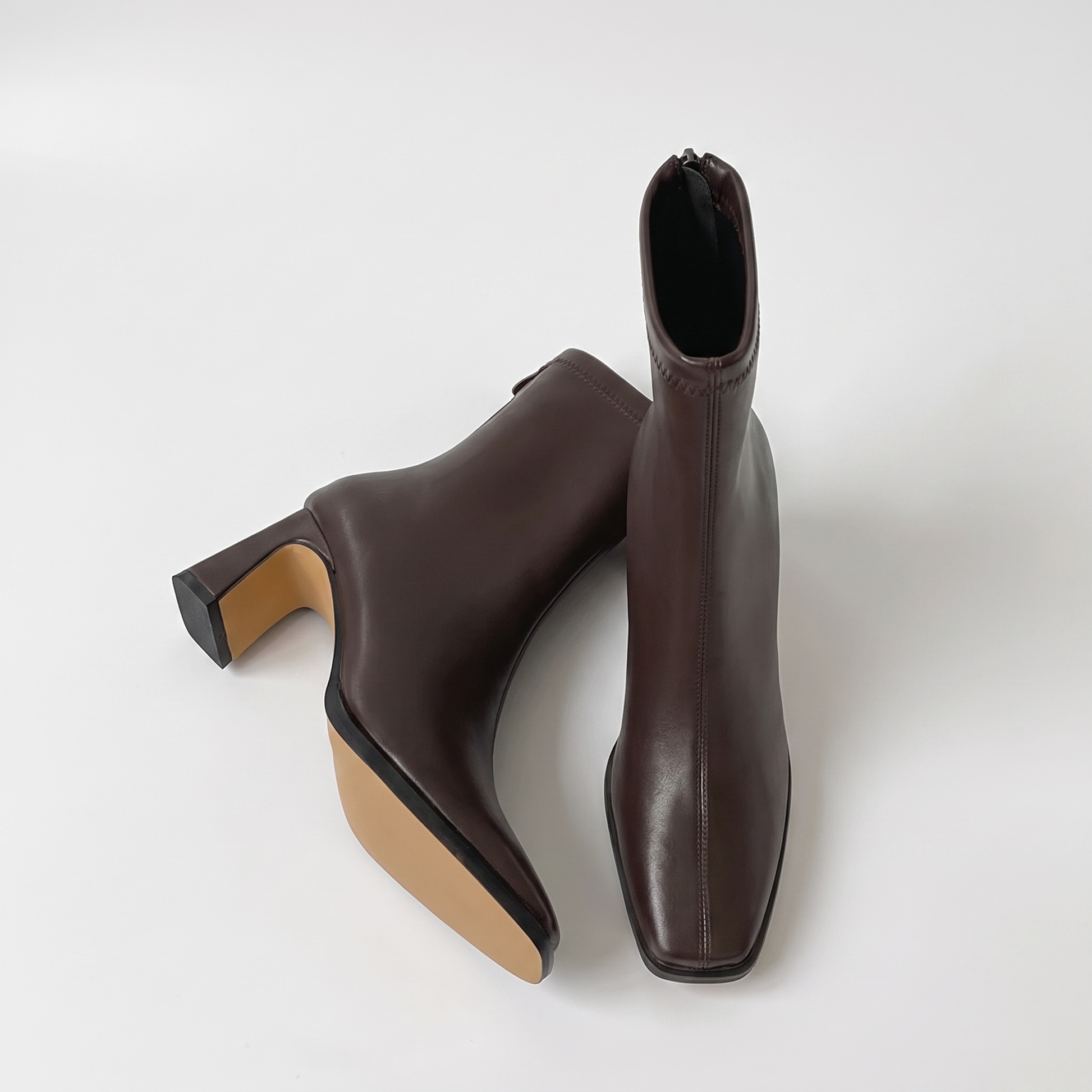 Sunoire vintage warme katoenen dames enkellaarsjes mode c9d5c6c8 07 pair flatlay chocolate brown