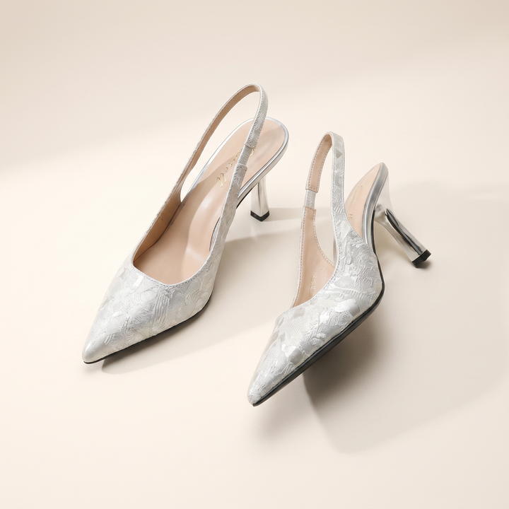 Sunoire rachel pumps mit spitze zehenpartie 07 pair flatlay silver