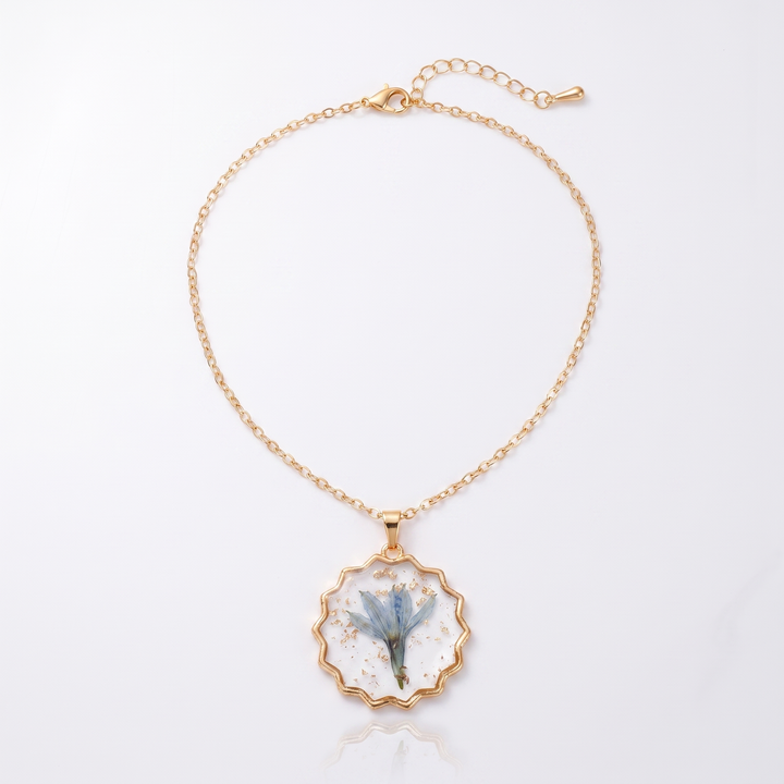 Melany Round Daisy Mix Floral Necklace — Scalloped Blue Foil