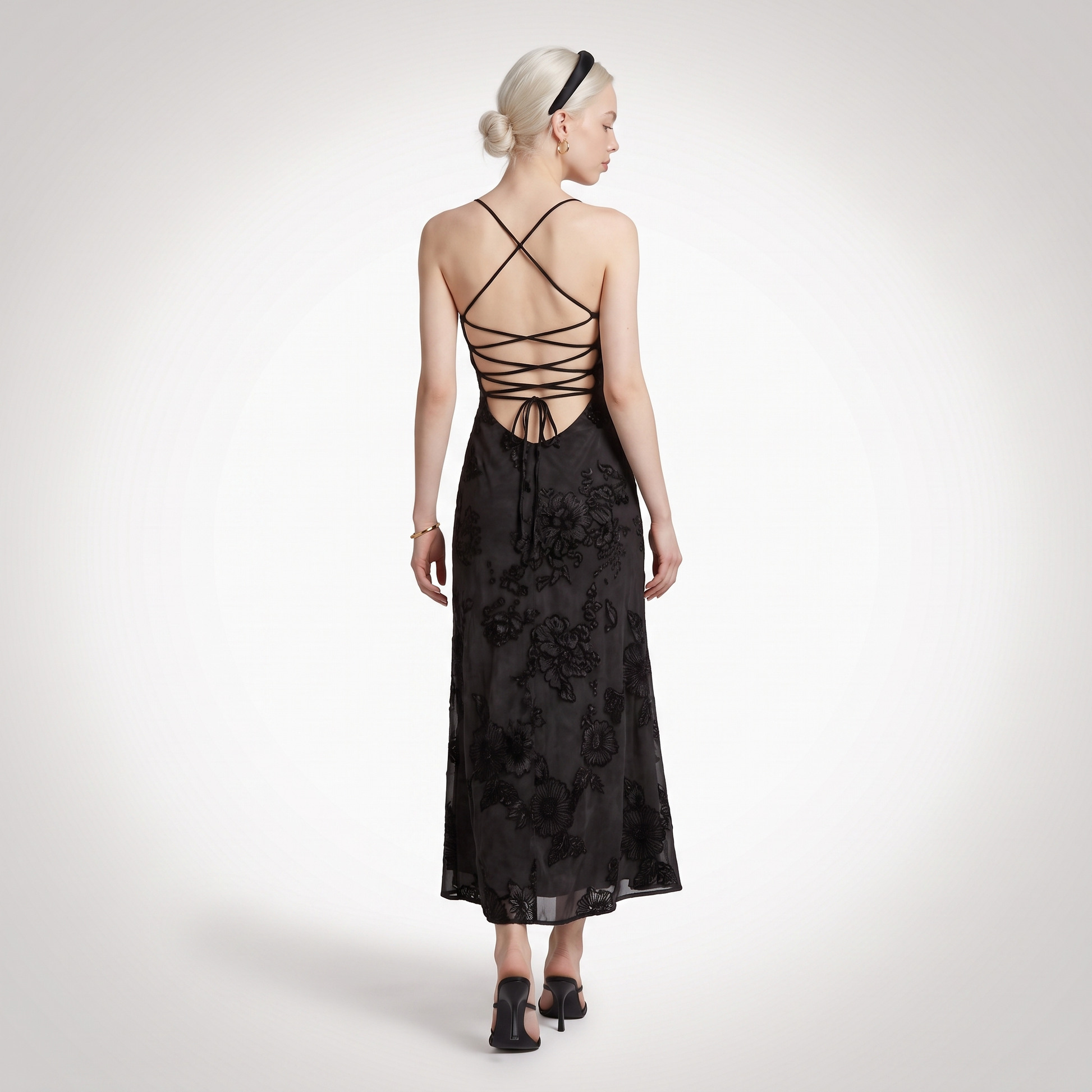 Sunoire 2026 fashionable elegant sexy maxi sleeveless ladies embroidered slim backless lace up long dress back view 01