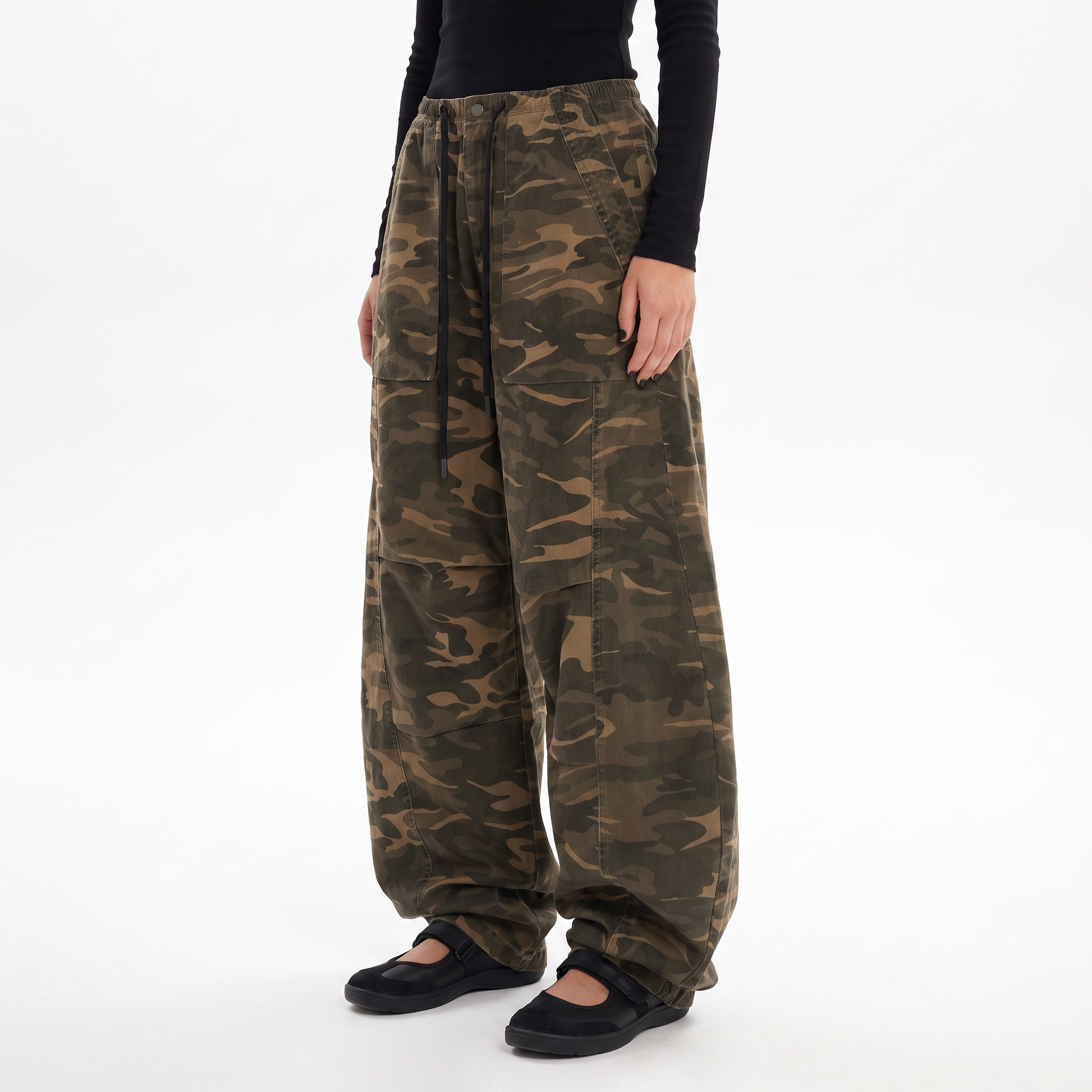 Sunoire american style camouflage pants for women and men spring new design high waist straight leg loose and casual denim pants bottom front crop 01