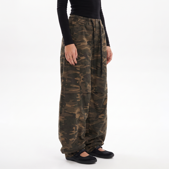 Sunoire american style camouflage pants for women and men spring new design high waist straight leg loose and casual denim pants bottom side crop 01