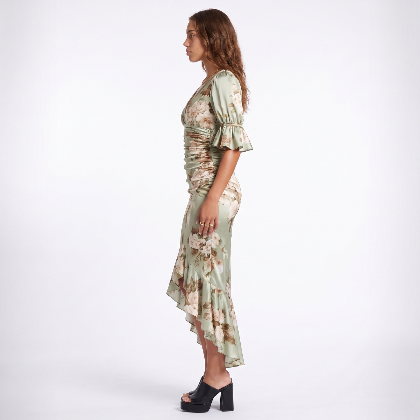 Sunoire anastasia maxi dress side view 01