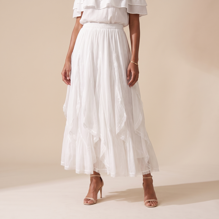 Sunoire arielle white lace skirt bottom front crop 01