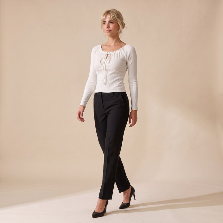 Sunoire aroven white shirt three quarter 01