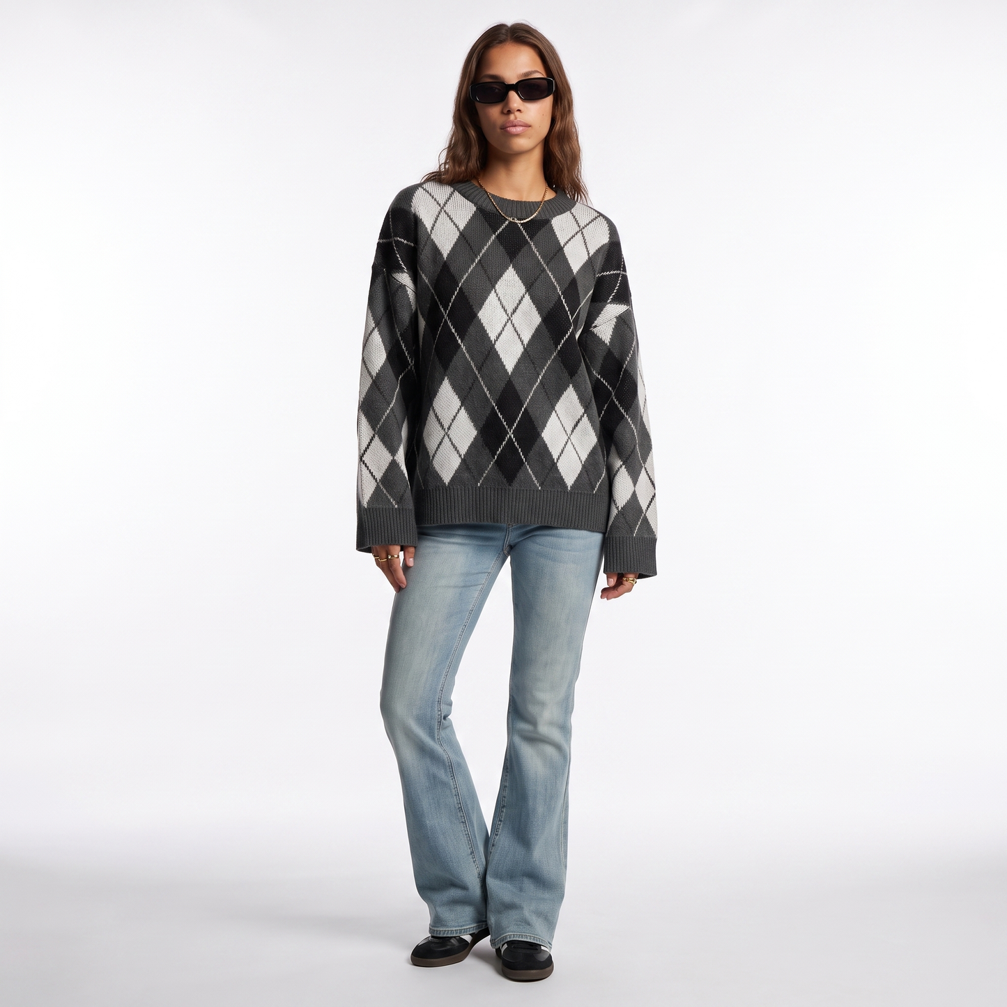 Sunoire autumn casual streetwear knitted diamond shaped long sleeved sweater with round neckline loose cuffs for women colorway gray front hero 01