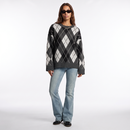 Sunoire autumn casual streetwear knitted diamond shaped long sleeved sweater with round neckline loose cuffs for women colorway gray front hero 01