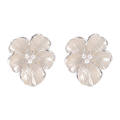 Sunoire minimalist floral earrings with 3d flower design for ladies trendy sweet cool style individual jewelry look item 01 flatlay white
