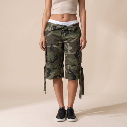 Sunoire bernice camo camo print shorts bottom front crop 01