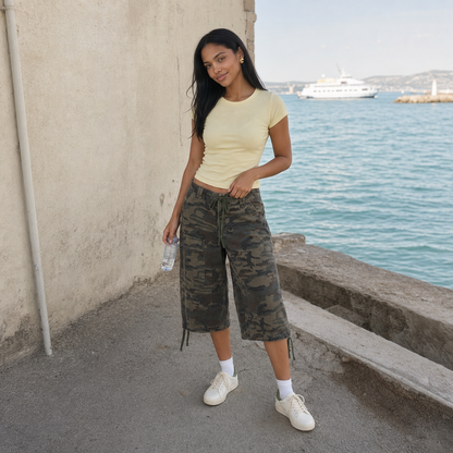 Camo Print Drawstring Cargo Shorts – Baggy Knee Length Casual Shorts — lifestyle photo