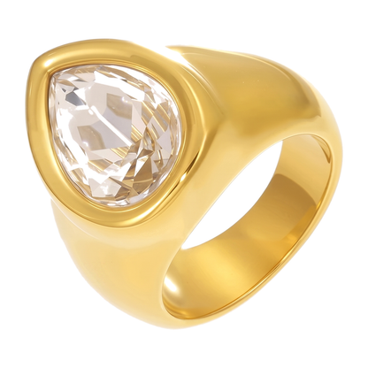Sunoire wholesale luxury 18k gold stainless steel fashion rings for women water drop shaped czech diamond zircon jewelry 04 flatlay goldwhite