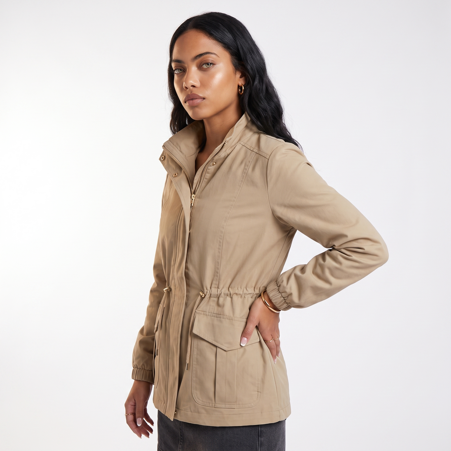 Sunoire casual utility jacket with drawstring waist and flap pockets top detail 01