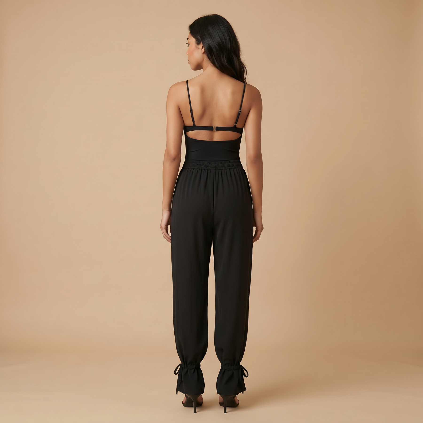 Sunoire chemed spaghetti jogger pants set back view 01
