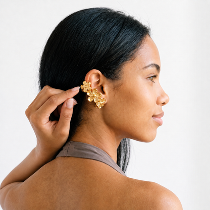 Sunoire x l sweet waterproof 18k gold plated stainless steel floral flower cuff earrings for women daily high quality jewelry wholesale 02 model wearing gold