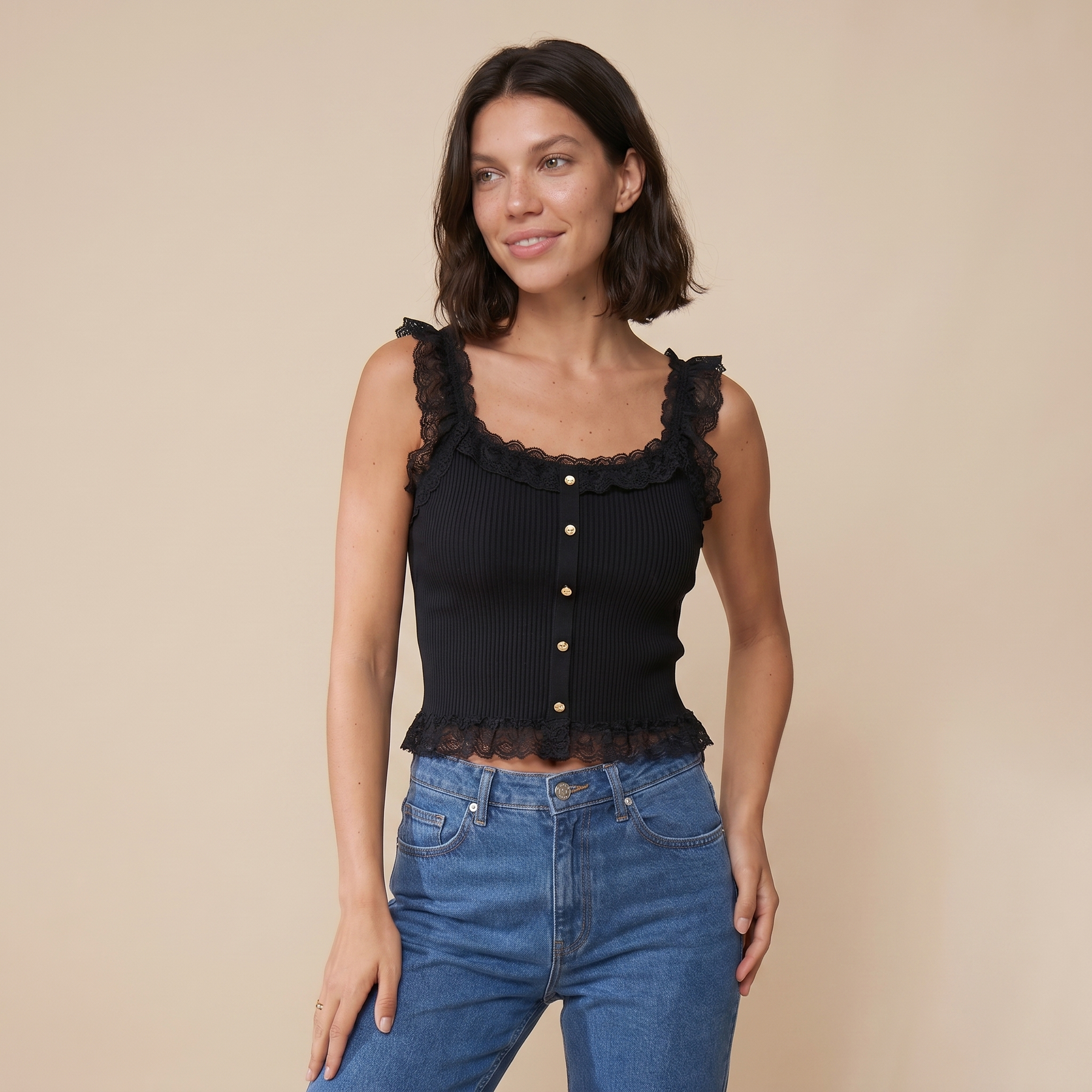 Sunoire contrast lace sleeveless square neck crop tank casual frill hem metal button decor ribbed knit top colorway black front crop 01