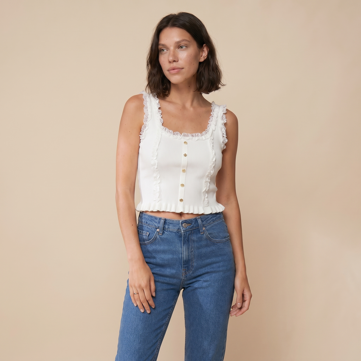 Sunoire contrast lace sleeveless square neck crop tank casual frill hem metal button decor ribbed knit top top front crop 01