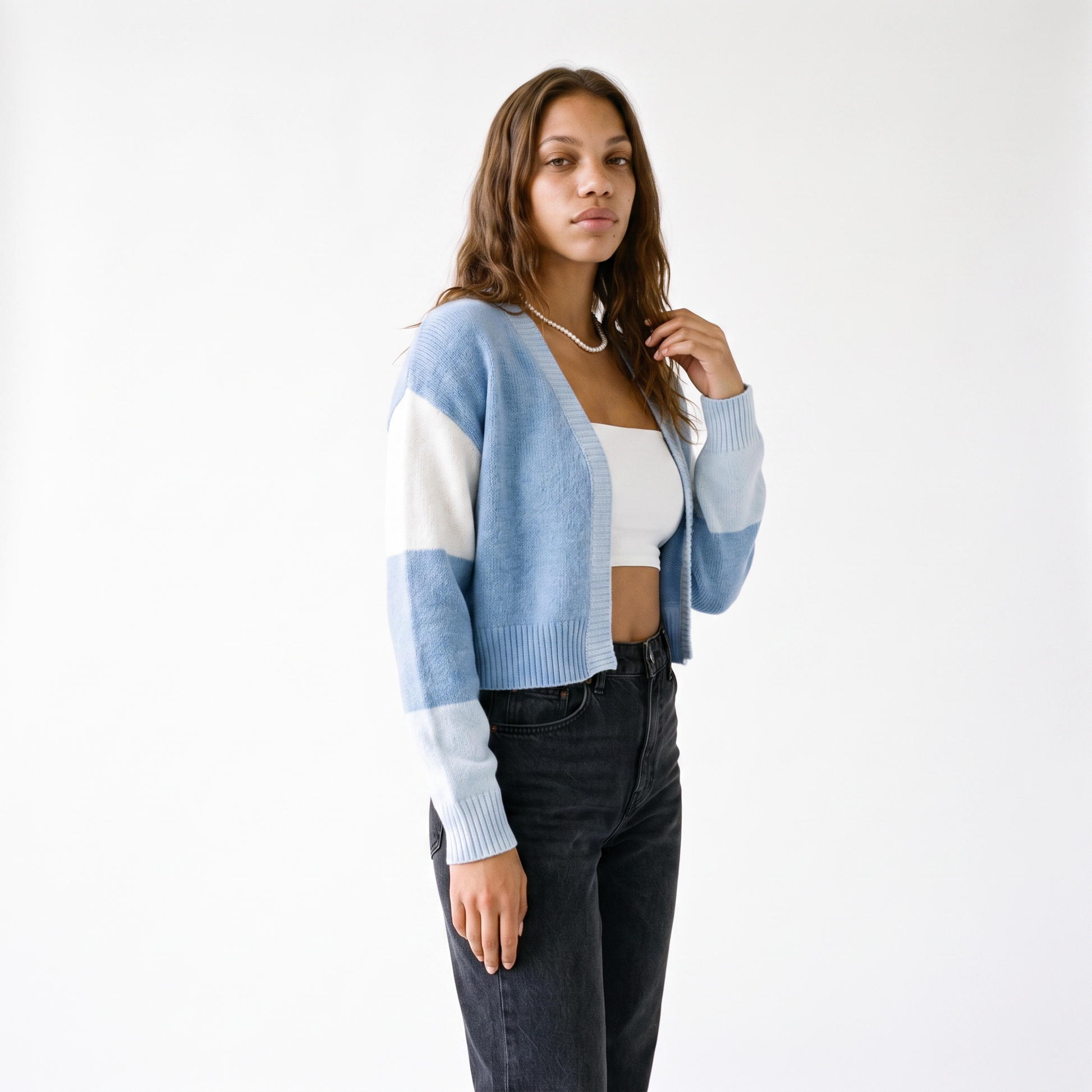 Sunoire cropped colour block cardigan top crop 3q 01