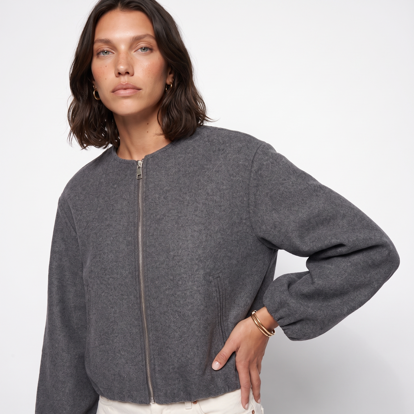 Sunoire cropped relaxed fit zip up bomber jacket with elasticated hem and cuffs top detail 01