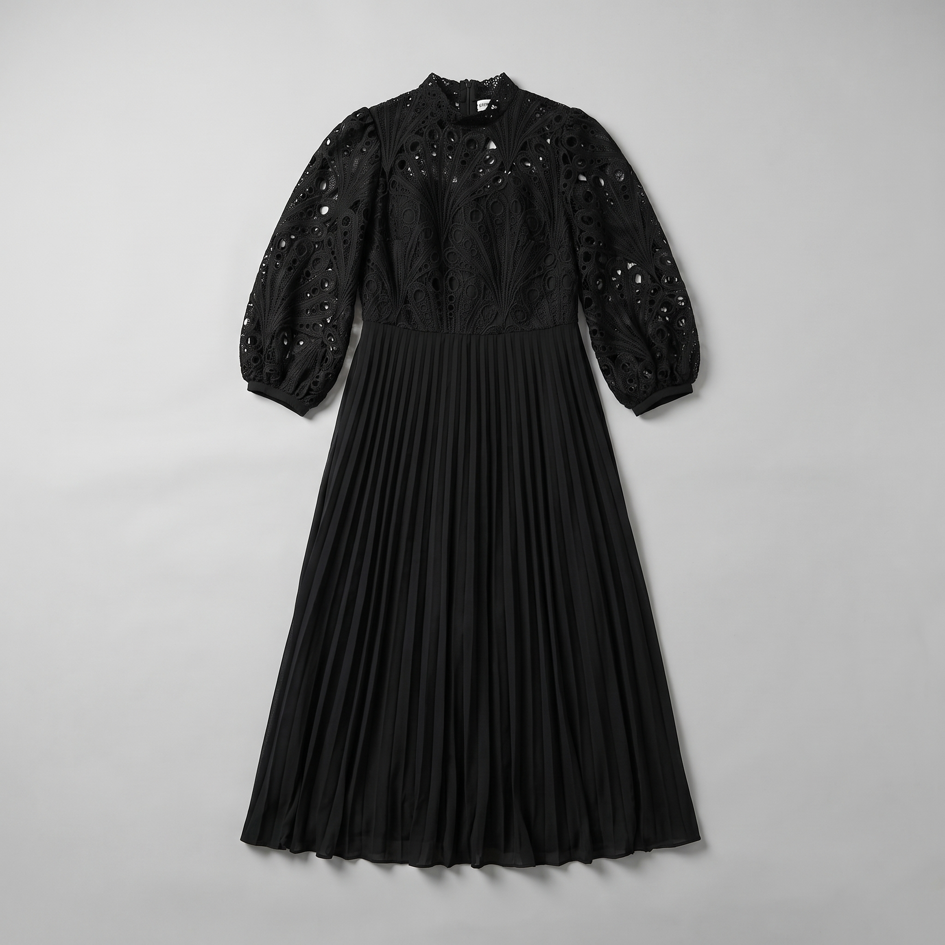 Sunoire d254 black lace pleated dress garment flatlay 01