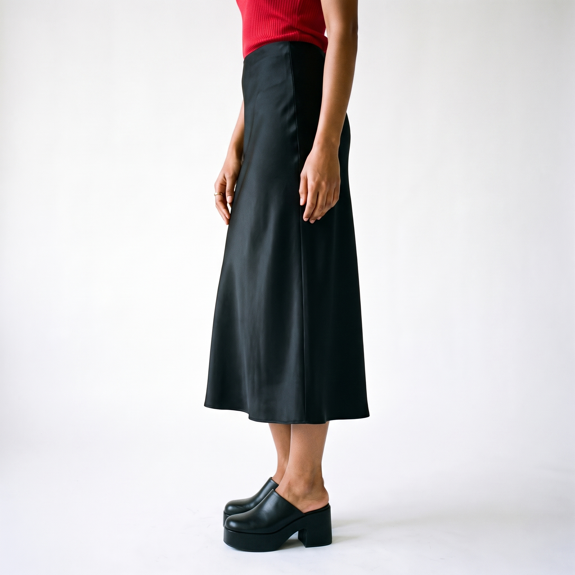 Sunoire damesrok 2026 satijnen rok dames hoge taille lan 60966d3b bottom side crop 01