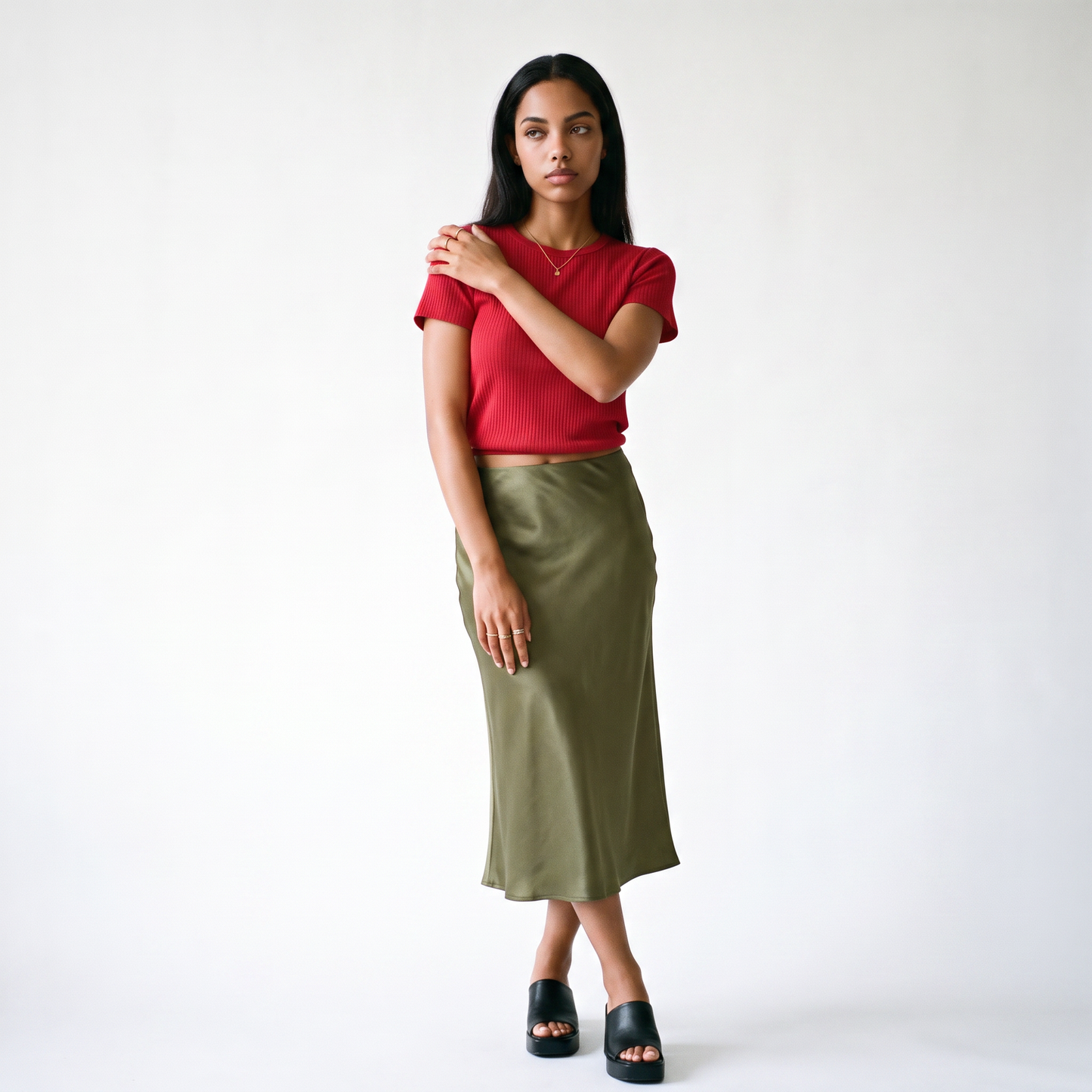 Sunoire damesrok 2026 satijnen rok dames hoge taille lan 60966d3b colorway olive green front hero 01