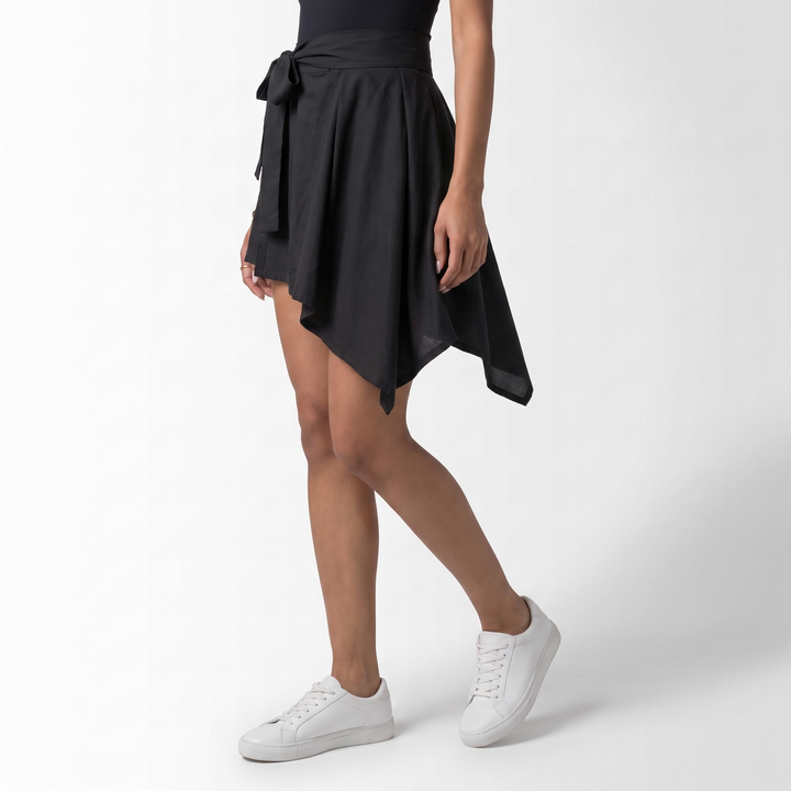 Sunoire daphne black skirt bottom crop 3q 01
