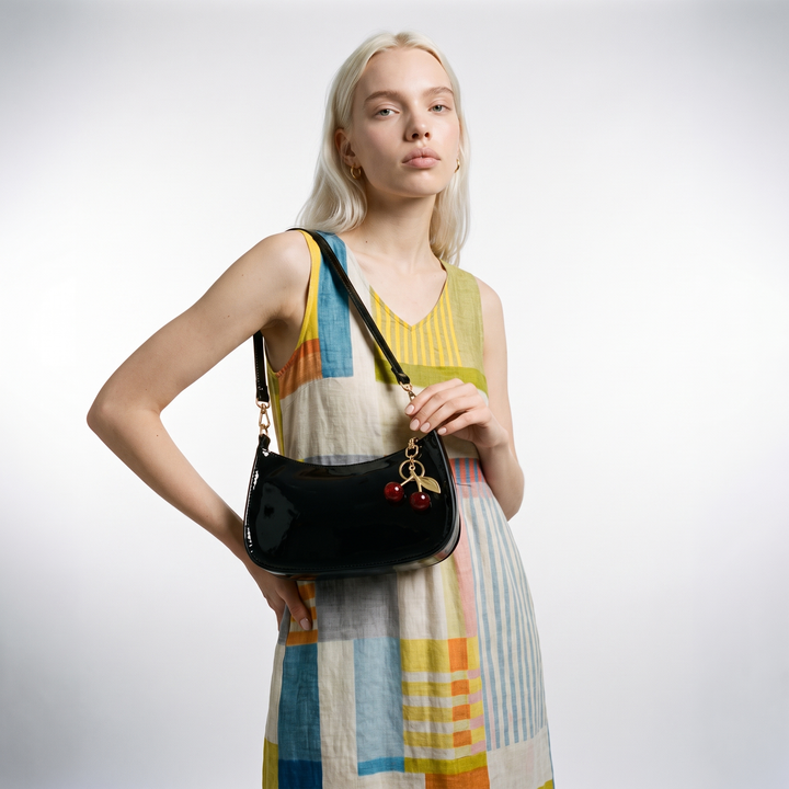 Sunoire esme black patent baguette bag 03 detail