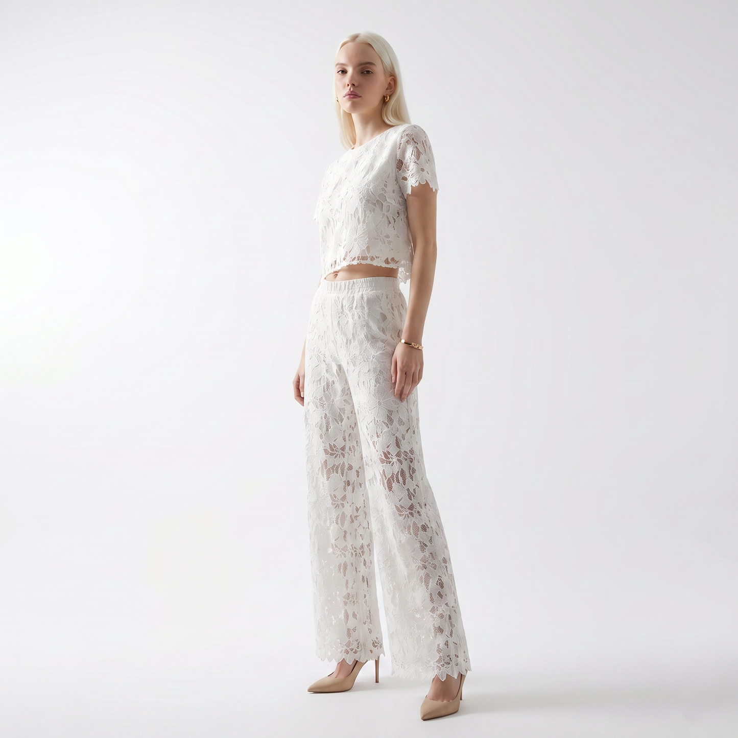 Sunoire fashion exquisite flowers hollow out two piece sets for women o neck short sleeve top loose pant daily office set three quarter 01
