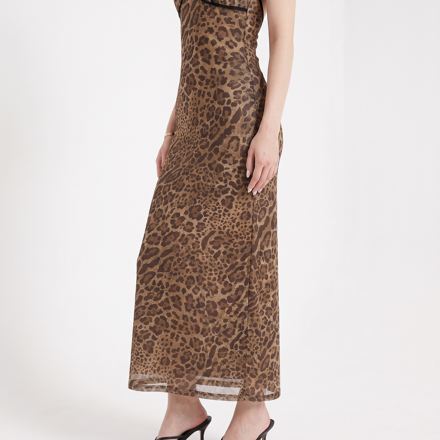 Sunoire fashionable sleeveless leopard v neck party backless bodycon women midi dress worn detail 01