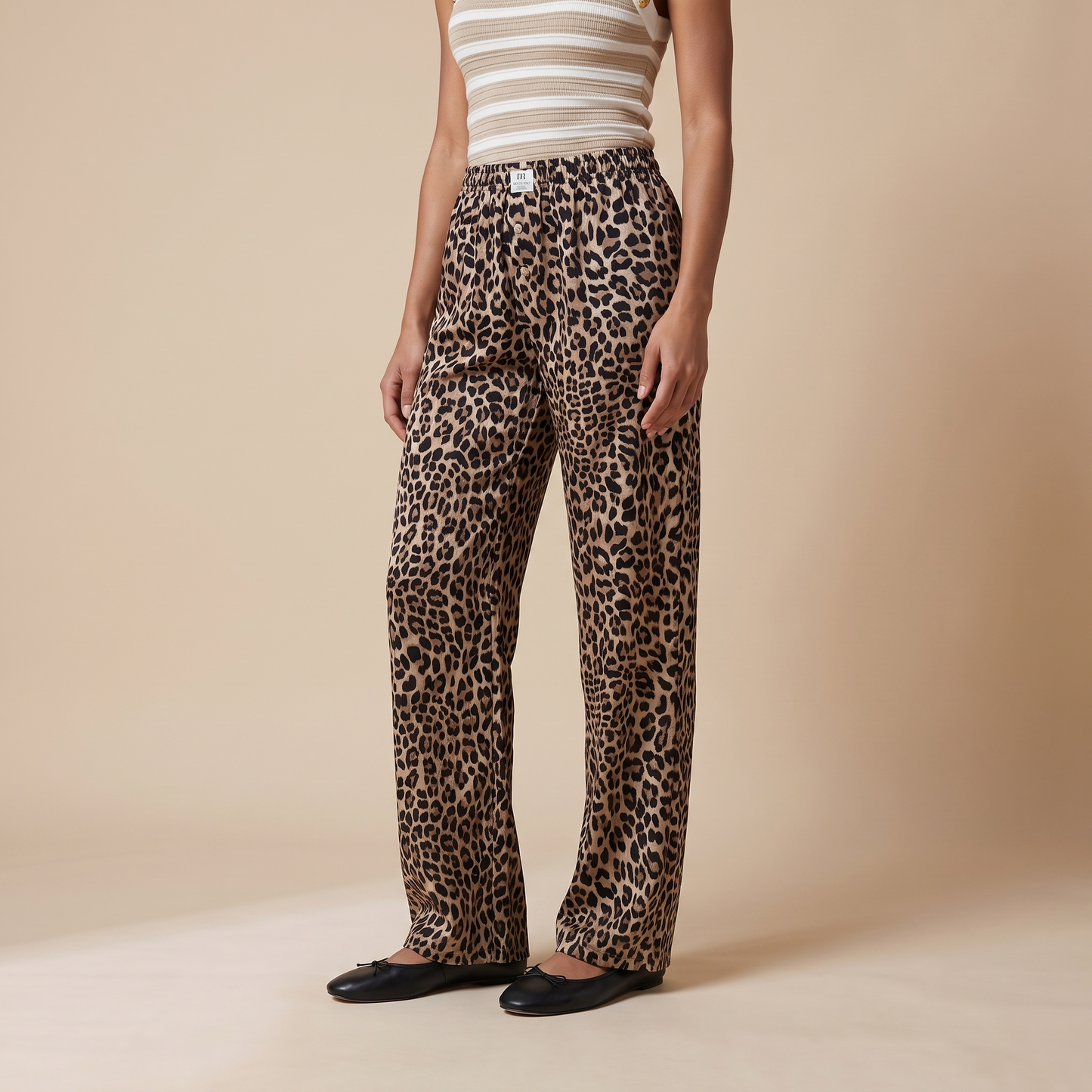 Sunoire guilia default leopard print pants bottom front crop 01
